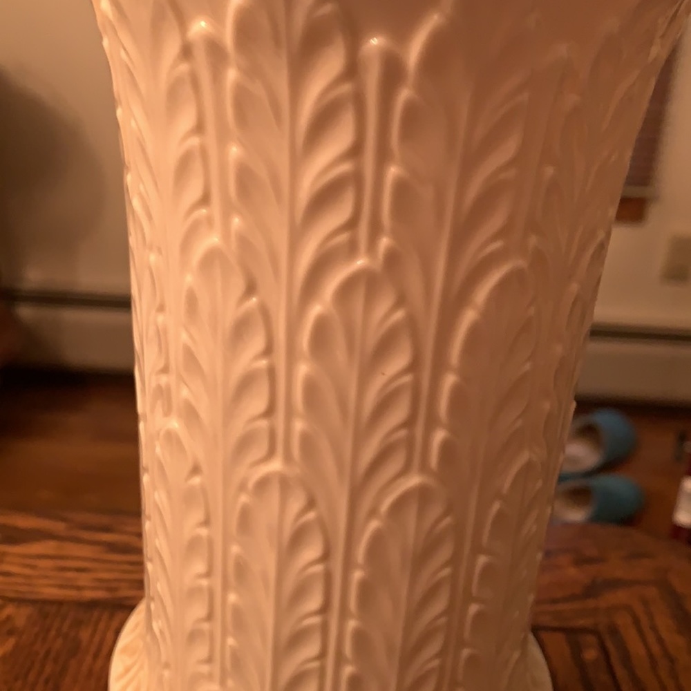 Lenox vintage vase - Picture 2 of 3